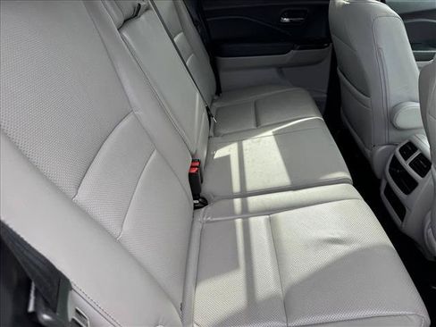 Used 2019 Honda Ridgeline RTL image 19