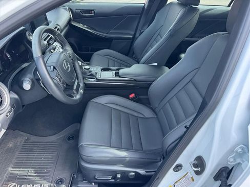 Used 2021 Lexus IS 350 F Sport w/ Dynamic Handling Package image 9