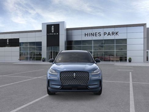 New 2026 Lincoln Corsair Premiere image 6