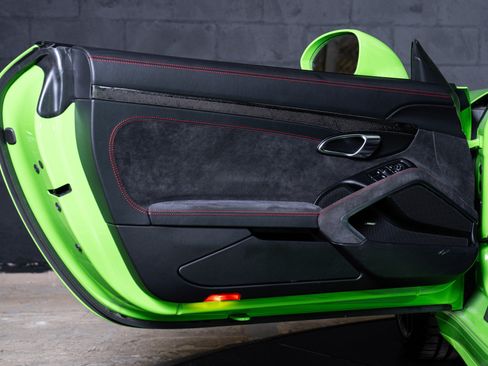 Used 2018 Porsche 911 Carrera GTS RWD image 14