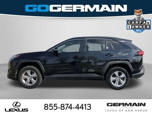 Used 2024 Toyota RAV4 XLE AWD/4WD image 4