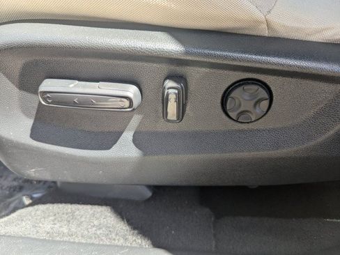 Used 2018 Honda CR-V EX image 13