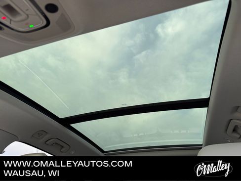 Used 2022 Audi Q7 Premium Plus image 23