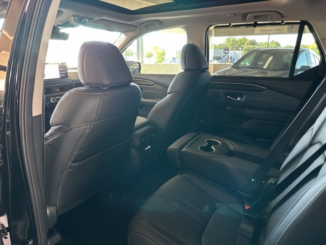 Used 2026 Honda Pilot image 6