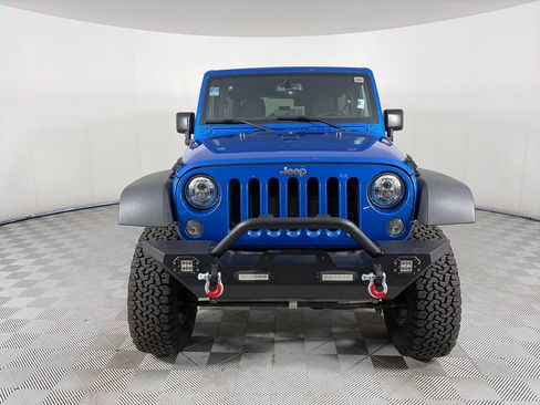 Used 2016 Jeep Wrangler Unlimited Rubicon w/ Connectivity Group AWD/4WD image 2