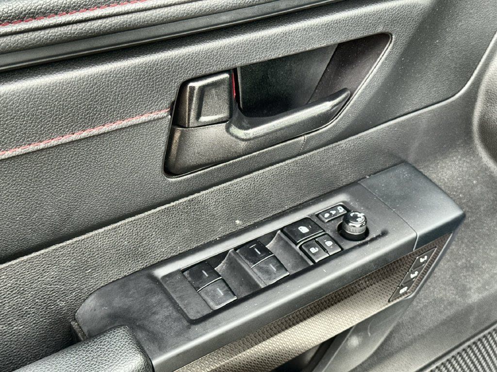 Used 2025 Toyota Sequoia TRD Pro AWD/4WD image 4