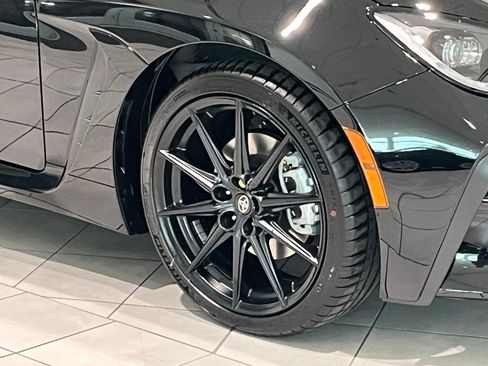 New 2026 Toyota GR86 Premium RWD image 2