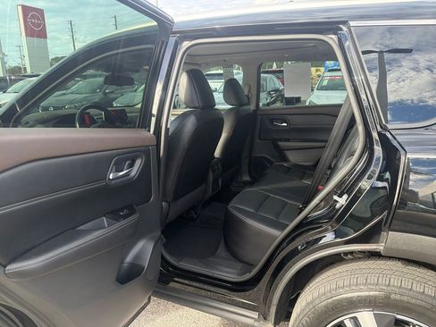 Certified 2023 Nissan Rogue SL image 19
