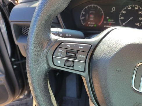 Used 2025 Honda CR-V EX image 15