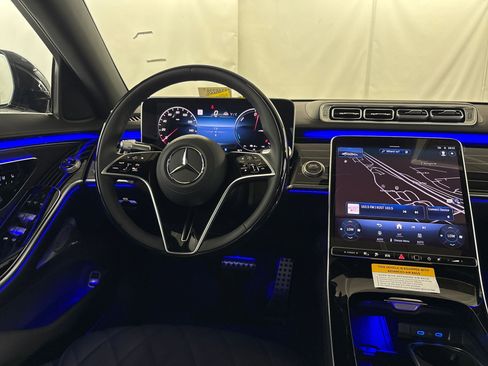New 2026 Mercedes-Benz S 580e 4MATIC Sedan image 26