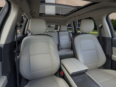 New 2026 Lincoln Nautilus Premier w/ Equipment Group 102A image 10