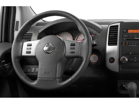 Used 2015 Nissan Xterra PRO-4X AWD/4WD image 4