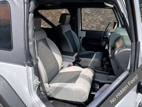 Used 2009 Jeep Wrangler X AWD/4WD image 7