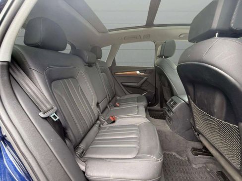 Used 2023 Audi Q5 2.0T Premium w/ Convenience Package AWD/4WD image 17