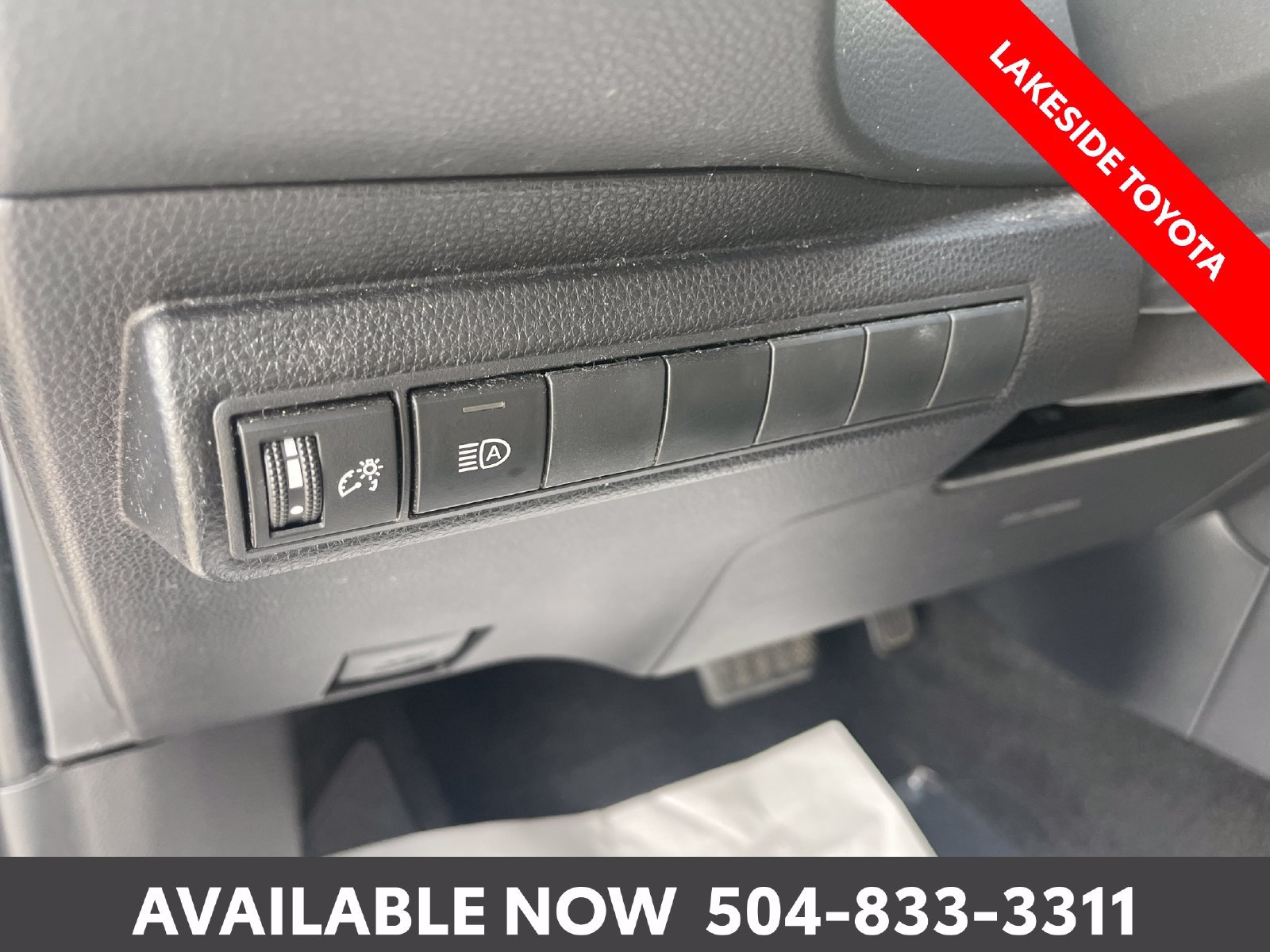 Used 2023 Toyota Corolla XSE FWD image 24
