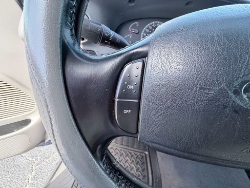 Used 2003 Ford F150 XLT image 13