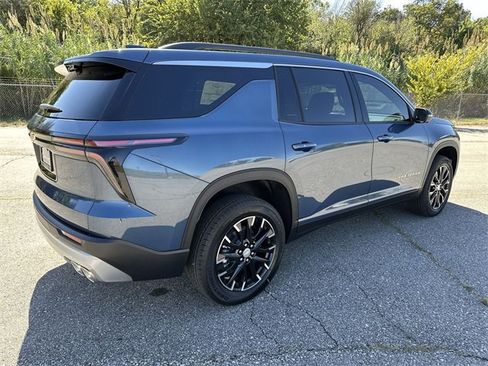 New 2026 Chevrolet Traverse LT w/ Sun and Wheel Package image 8