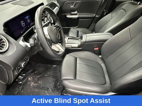 Certified 2024 Mercedes-Benz GLB 250 image 9