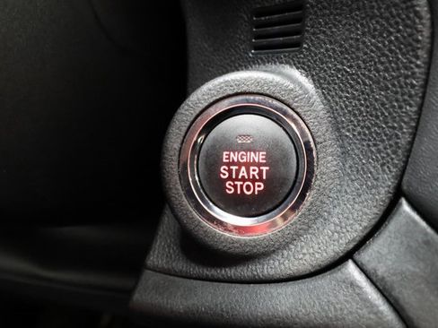 Used 2024 Subaru Outback Premium image 18