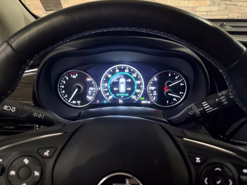 Used 2019 Buick Envision Premium AWD/4WD image 16