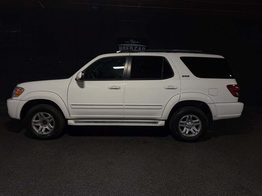 Used 2007 Toyota Sequoia SR5 AWD/4WD image 2