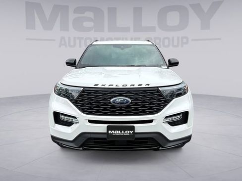 Used 2023 Ford Explorer ST-Line w/ Class IV Trailer Tow Package AWD/4WD image 8