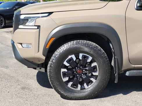 Certified 2023 Nissan Frontier PRO-4X w/ Technology Package AWD/4WD image 6