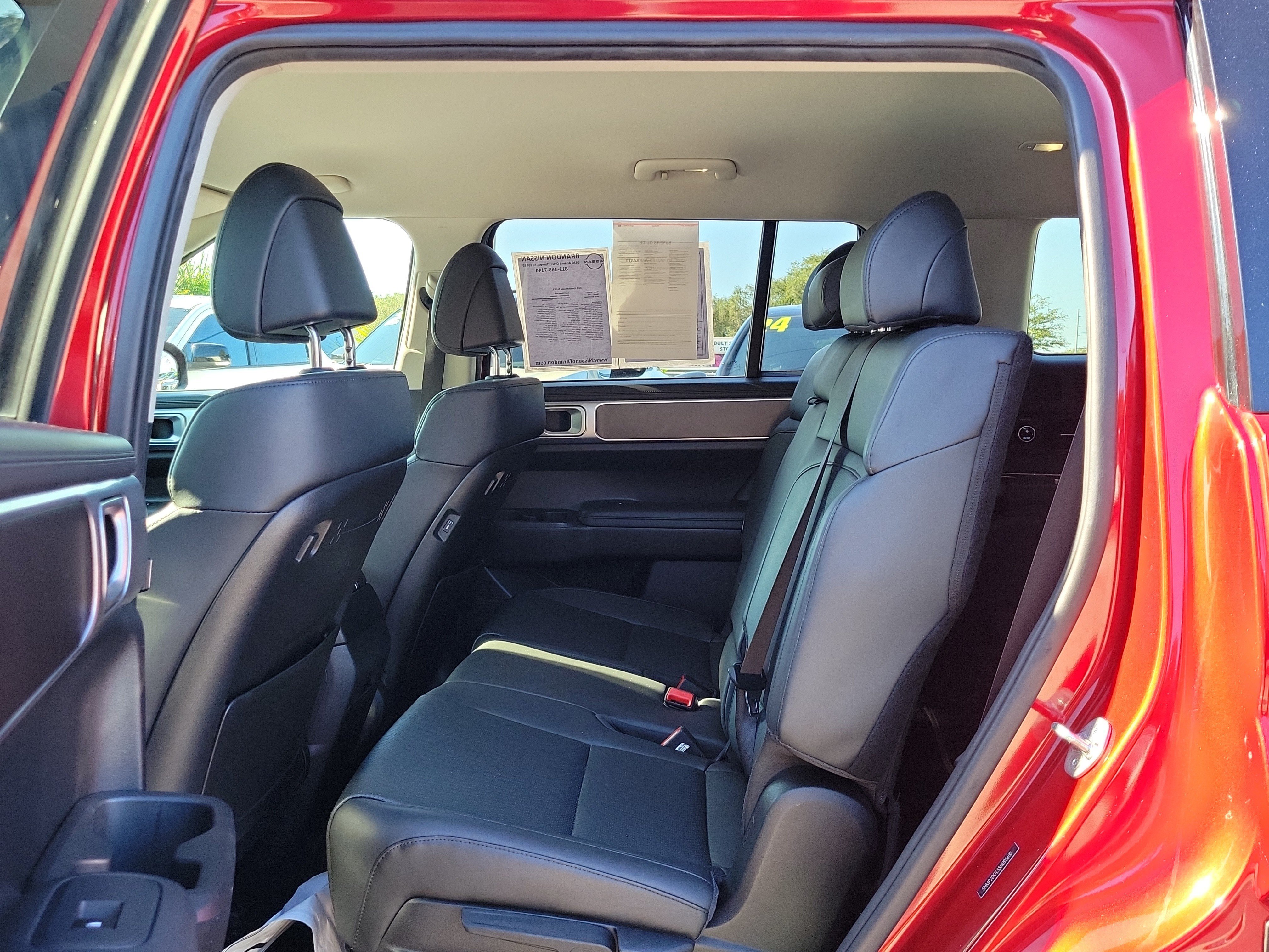 Used 2025 Hyundai Santa Fe SEL AWD/4WD image 12