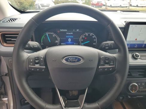 Used 2024 Ford Maverick Lariat image 17