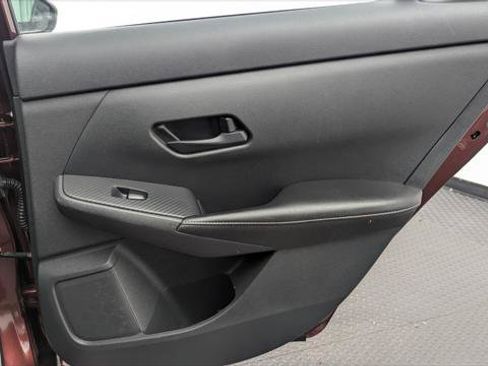 Used 2024 Nissan Sentra SV FWD image 19