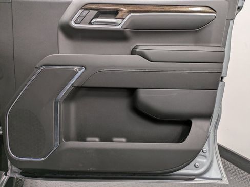 Used 2023 GMC Sierra 1500 Elevation image 27