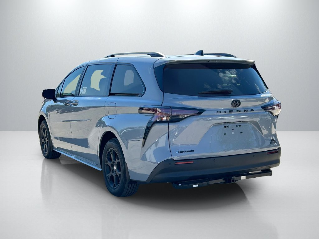 New 2026 Toyota Sienna XLE Woodland Edition AWD/4WD image 7