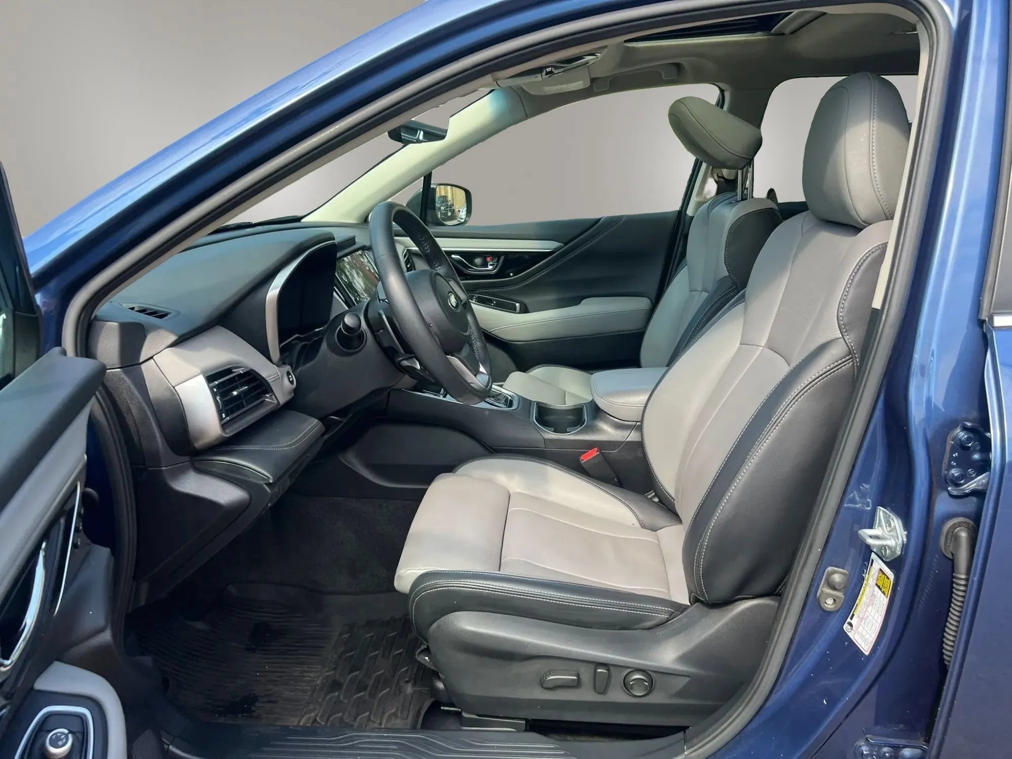 Used 2021 Subaru Outback Limited XT w/ Popular Package #2 AWD/4WD image 27