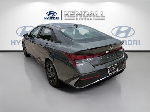 Certified 2026 Hyundai Elantra Sport FWD image 4