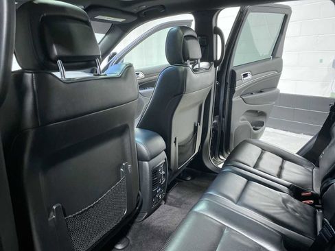 Used 2018 Jeep Grand Cherokee High Altitude image 12
