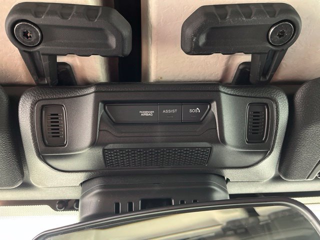 Used 2025 Jeep Wrangler Unlimited Rubicon AWD/4WD image 37