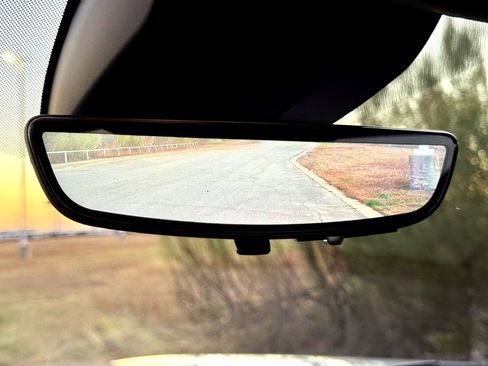 Used 2025 Chevrolet Tahoe Z71 w/ Z71 Off-Road Package image 37