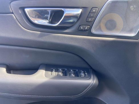 Used 2019 Volvo XC60 T8 Inscription w/ Advanced Package image 20