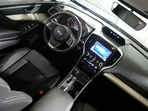 Used 2022 Subaru Ascent Premium w/ Convenience Package image 9