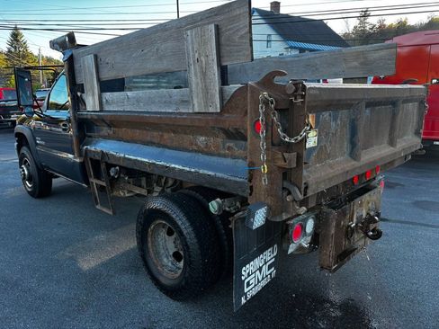 Used 2007 GMC Sierra 3500 SL w/ Heavy-Duty Power Package image 3
