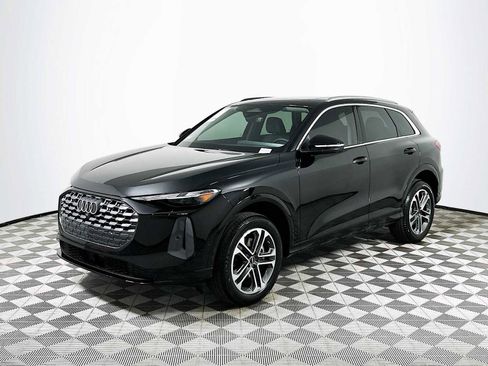 New 2025 Audi Q5 Premium image 3