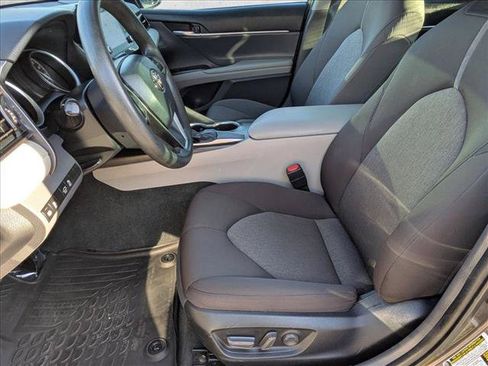 Used 2021 Toyota Camry LE FWD image 15
