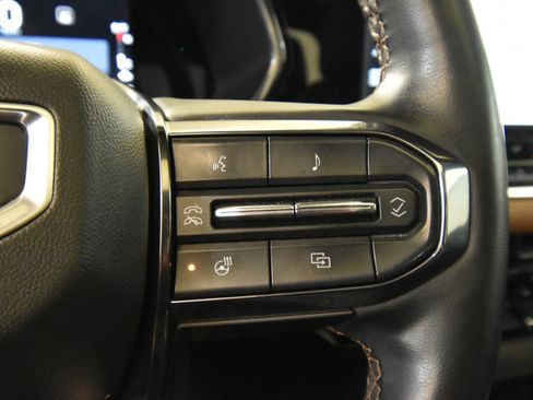 Used 2023 GMC Canyon AT4 w/ AT4 Premium Package image 28