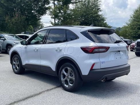 Certified 2025 Ford Escape ST-Line w/ Tech Pack #1 AWD/4WD image 3