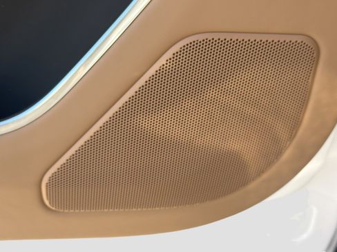 New 2026 Land Rover Range Rover SE image 24