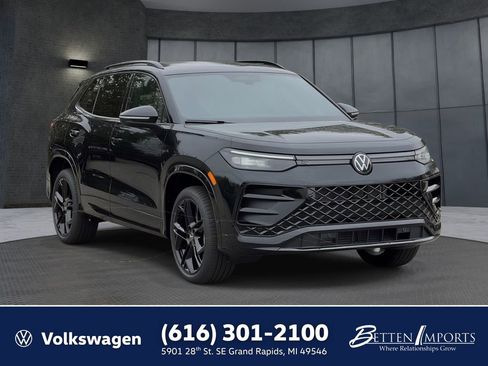 New 2026 Volkswagen Tiguan SE R-Line AWD/4WD image 1