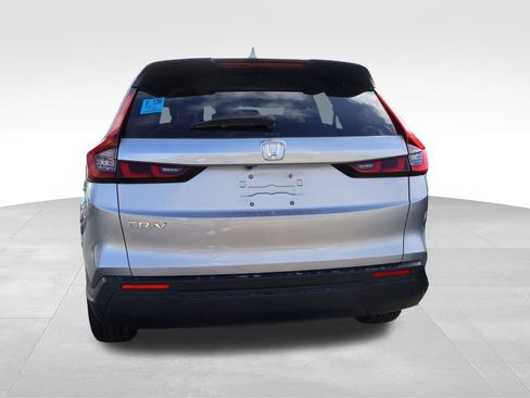 Used 2025 Honda CR-V LX image 10