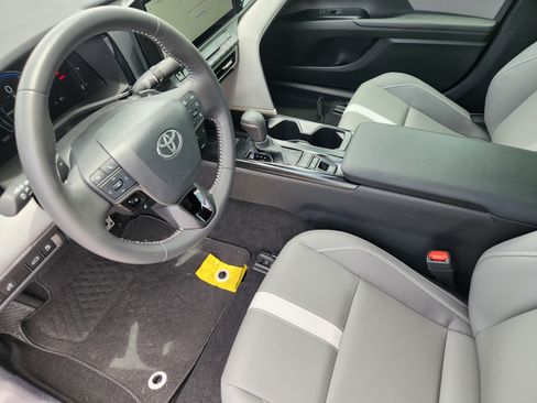 Used 2025 Toyota Camry SE w/ Multimedia Upgrade Package FWD image 14