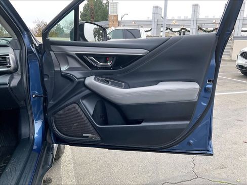 Used 2022 Subaru Outback Limited image 26