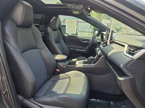 Certified 2022 Toyota RAV4 XSE AWD/4WD image 10